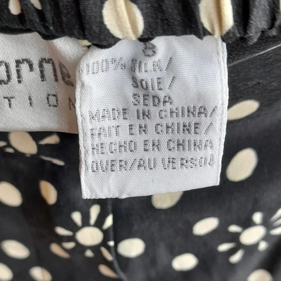 Vintage Liz Claiborne Collection Silk Shorts - Picture 5 of 7